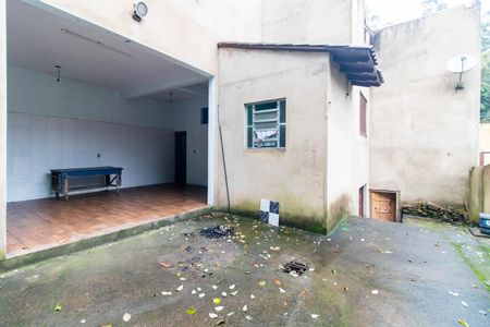Quintal de casa para alugar com 4 quartos, 300m² em Glória, Porto Alegre