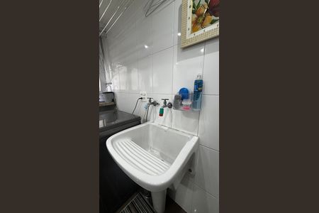 Apartamento à venda com 114m², 3 quartos e 2 vagas Apartamento à venda com 114m², 3 quartos e 2 vagasÁrea de Serviço