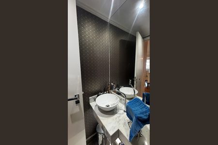 Apartamento à venda com 114m², 3 quartos e 2 vagas Apartamento à venda com 114m², 3 quartos e 2 vagasLavabo