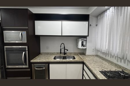 Cozinha de apartamento à venda com 3 quartos, 114m² em Centro, Santo André