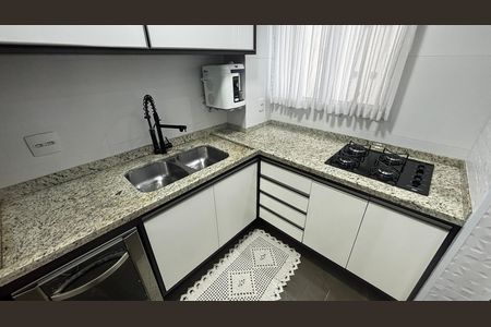 Apartamento à venda com 114m², 3 quartos e 2 vagas Apartamento à venda com 114m², 3 quartos e 2 vagasCozinha