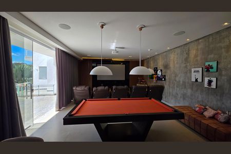 Casa de condomínio à venda com 560m², 6 quartos e 12 vagas Casa de condomínio à venda com 560m², 6 quartos e 12 vagasCinema