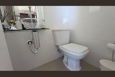 Casa de condomínio à venda com 560m², 6 quartos e 12 vagas Casa de condomínio à venda com 560m², 6 quartos e 12 vagasBanheiro 6