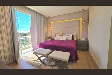 Casa de condomínio à venda com 560m², 6 quartos e 12 vagas Casa de condomínio à venda com 560m², 6 quartos e 12 vagasSuíte 2