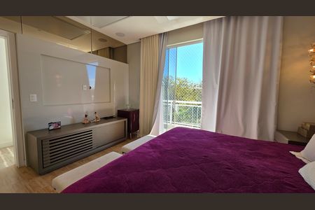 Casa de condomínio à venda com 560m², 6 quartos e 12 vagas Casa de condomínio à venda com 560m², 6 quartos e 12 vagasSuíte 2
