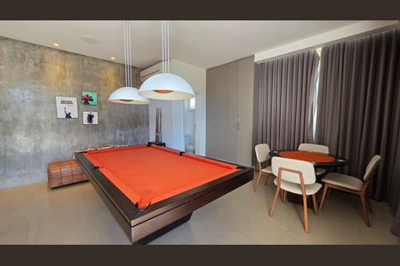 Casa de condomínio à venda com 560m², 6 quartos e 12 vagas Casa de condomínio à venda com 560m², 6 quartos e 12 vagasEspaço de jogos
