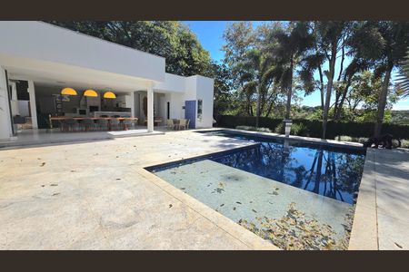 Casa de condomínio à venda com 560m², 6 quartos e 12 vagas Casa de condomínio à venda com 560m², 6 quartos e 12 vagasPiscina