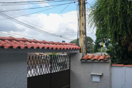 Casa para alugar com 161m², 3 quartos e 1 vaga Casa para alugar com 161m², 3 quartos e 1 vagaFachada