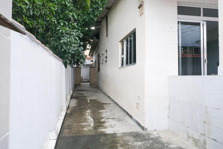 Casa para alugar com 161m², 3 quartos e 1 vaga Casa para alugar com 161m², 3 quartos e 1 vagaQuintal Fundos