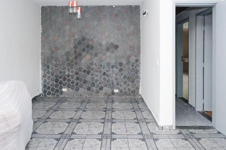 Casa para alugar com 161m², 3 quartos e 1 vaga Casa para alugar com 161m², 3 quartos e 1 vagaSala
