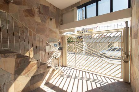 Garagem de casa à venda com 4 quartos, 95m² em Vila Medeiros, São Paulo