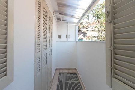 Sacada de casa à venda com 4 quartos, 95m² em Vila Medeiros, São Paulo