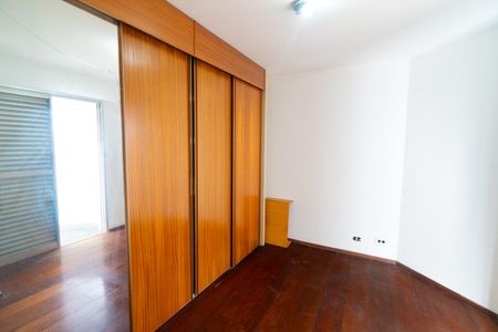 Apartamento à venda com 50m², 2 quartos e 1 vaga Apartamento à venda com 50m², 2 quartos e 1 vagaQuarto 1