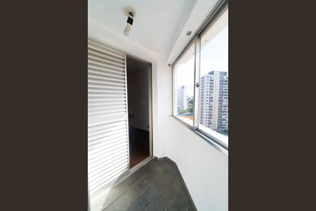 Apartamento à venda com 50m², 2 quartos e 1 vaga Apartamento à venda com 50m², 2 quartos e 1 vagaVaranda do quarto 2