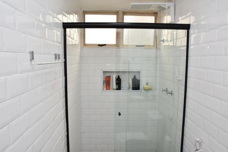 Casa à venda com 93m², 2 quartos e 1 vaga Casa à venda com 93m², 2 quartos e 1 vagaBanheiro
