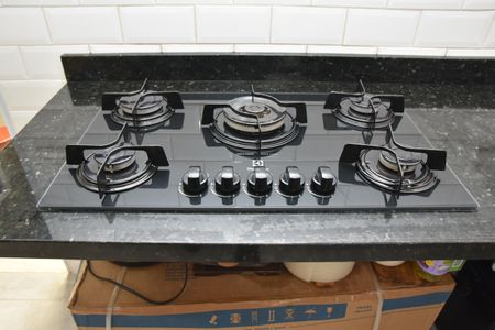 Cozinha cooktop de casa à venda com 2 quartos, 93m² em Jardim Trevo, Jundiaí