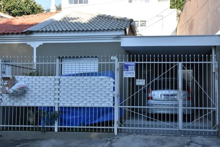 Casa à venda com 93m², 2 quartos e 1 vaga Casa à venda com 93m², 2 quartos e 1 vagafachada com placa vender