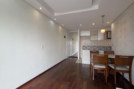 Sala de apartamento para alugar com 3 quartos, 64m² em Jardim Bela Vista, Guarulhos