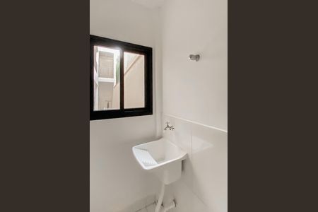Área de Serviço de apartamento para alugar com 2 quartos, 48m² em Vila Sao Geraldo, São Paulo