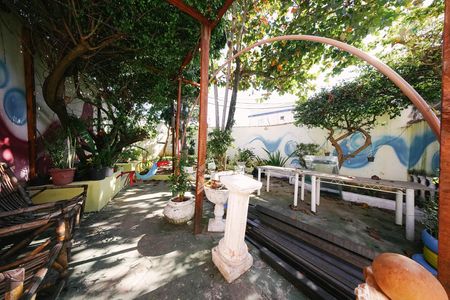 Quintal de casa à venda com 5 quartos, 200m² em Jardim Belem, São Paulo