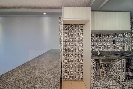 Apartamento à venda com 38m², 2 quartos e 1 vaga Apartamento à venda com 38m², 2 quartos e 1 vagaCozinha e Área de Serviço