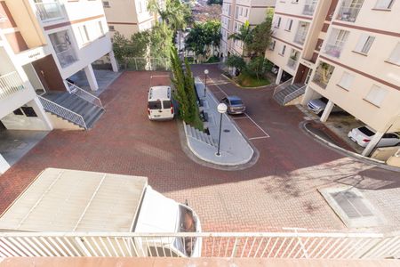 Vista Quarto 1 de apartamento para alugar com 2 quartos, 54m² em Vila Guedes, São Paulo