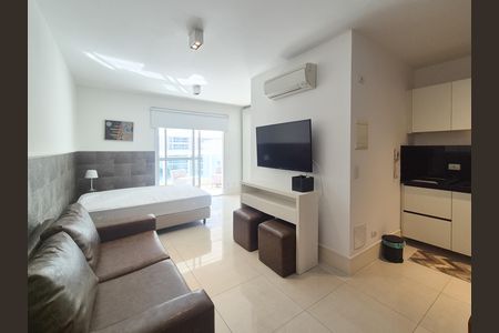 Studio para alugar com 37m², 1 quarto e 1 vaga Studio para alugar com 37m², 1 quarto e 1 vagaSuíte
