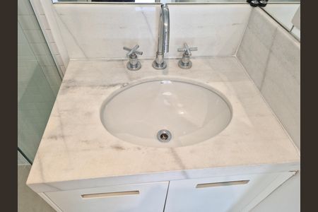 Studio para alugar com 37m², 1 quarto e 1 vaga Studio para alugar com 37m², 1 quarto e 1 vagaBanheiro