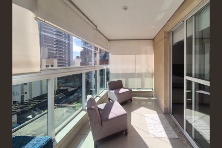 Varanda de kitnet/studio para alugar com 1 quarto, 37m² em Itaim Bibi, São Paulo