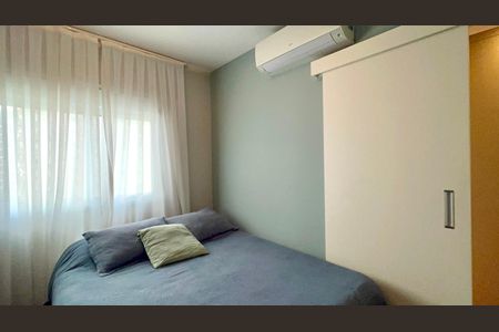 Apartamento à venda com 151m², 2 quartos e 3 vagas Apartamento à venda com 151m², 2 quartos e 3 vagasQuarto