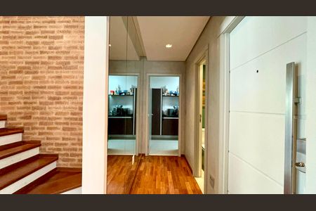 Apartamento à venda com 151m², 2 quartos e 3 vagas Apartamento à venda com 151m², 2 quartos e 3 vagasCorredor