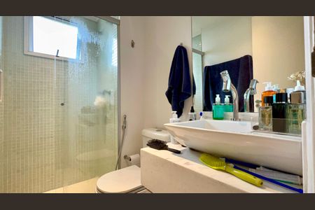 Apartamento à venda com 151m², 2 quartos e 3 vagas Apartamento à venda com 151m², 2 quartos e 3 vagasBanheiro