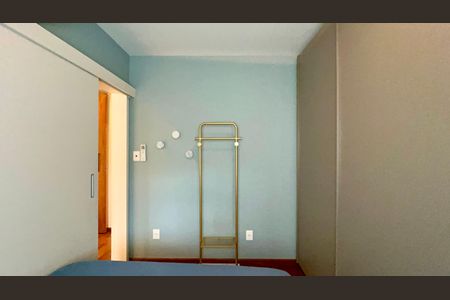 Apartamento à venda com 151m², 2 quartos e 3 vagas Apartamento à venda com 151m², 2 quartos e 3 vagasQuarto