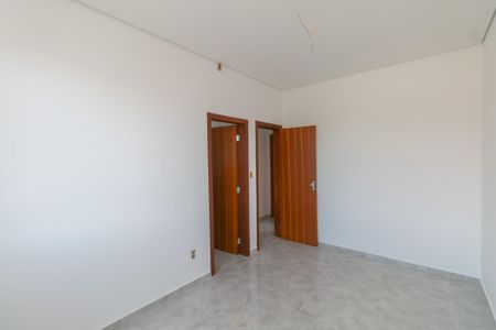 Apartamento à venda com 140m², 4 quartos e 1 vaga Apartamento à venda com 140m², 4 quartos e 1 vagaSuíte