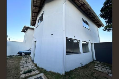 Casa à venda com 3 quartos, 150m² em São Salvador, Belo Horizonte