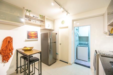 Cozinha de apartamento à venda com 2 quartos, 38m² em Chácara Califórnia, São Paulo