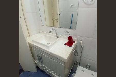 Apartamento à venda com 34m², 1 quarto e sem vagaBanheiro