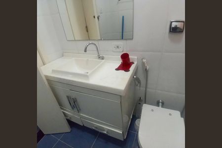 Apartamento à venda com 34m², 1 quarto e sem vagaBanheiro