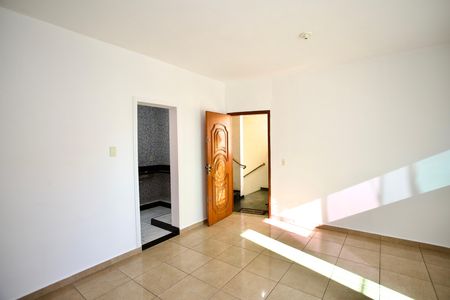 Sala de apartamento para alugar com 3 quartos, 68m² em Parque das Acácias, Contagem