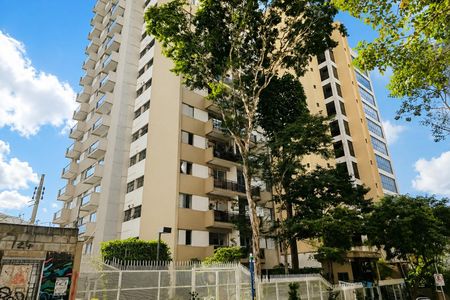 Fachada de apartamento para alugar com 1 quarto, 50m² em Cerqueira César, São Paulo