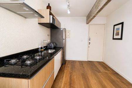 Cozinha de apartamento para alugar com 1 quarto, 50m² em Cerqueira César, São Paulo