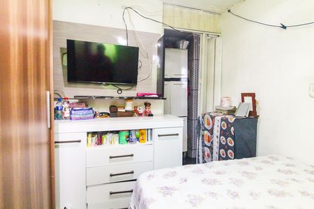 Quarto 1 de apartamento para alugar com 2 quartos, 39m² em Cidade Tiradentes, São Paulo