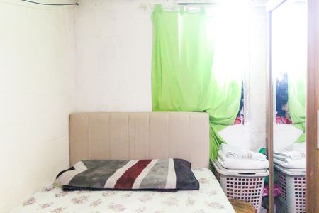 Quarto 1 de apartamento para alugar com 2 quartos, 39m² em Cidade Tiradentes, São Paulo
