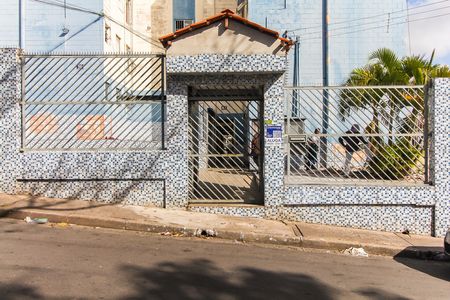 Fachada  de apartamento para alugar com 2 quartos, 39m² em Cidade Tiradentes, São Paulo