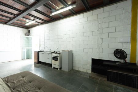 Casa para alugar com 70m², 1 quarto e 1 vaga