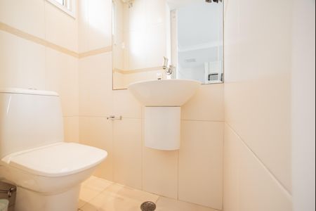 Lavabo de apartamento para alugar com 1 quarto, 40m² em Mirandópolis, São Paulo