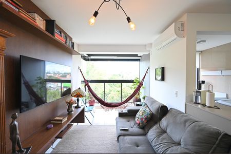 Sala de apartamento para alugar com 2 quartos, 56m² em Mirandópolis, São Paulo