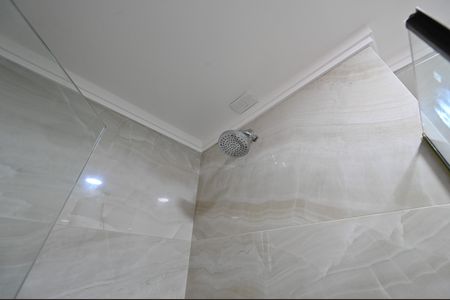Banheiro do Quarto 2 de apartamento para alugar com 2 quartos, 56m² em Mirandópolis, São Paulo