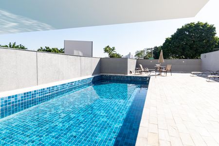Apartamento à venda com 56m², 2 quartos e 2 vagas Apartamento à venda com 56m², 2 quartos e 2 vagasPiscina