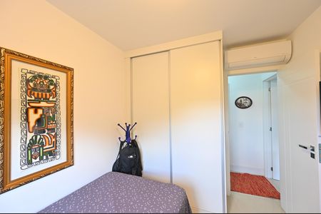 Apartamento à venda com 56m², 2 quartos e 2 vagasQuarto 2